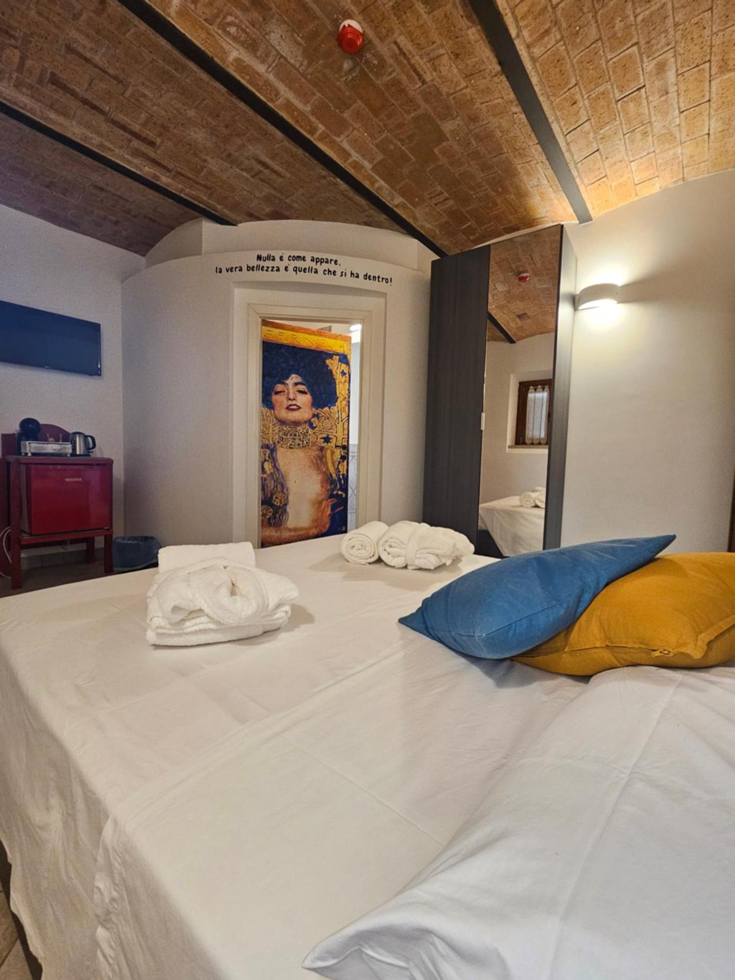 Bed and Breakfast Casale Dei Priori à Rocca Massima Extérieur photo