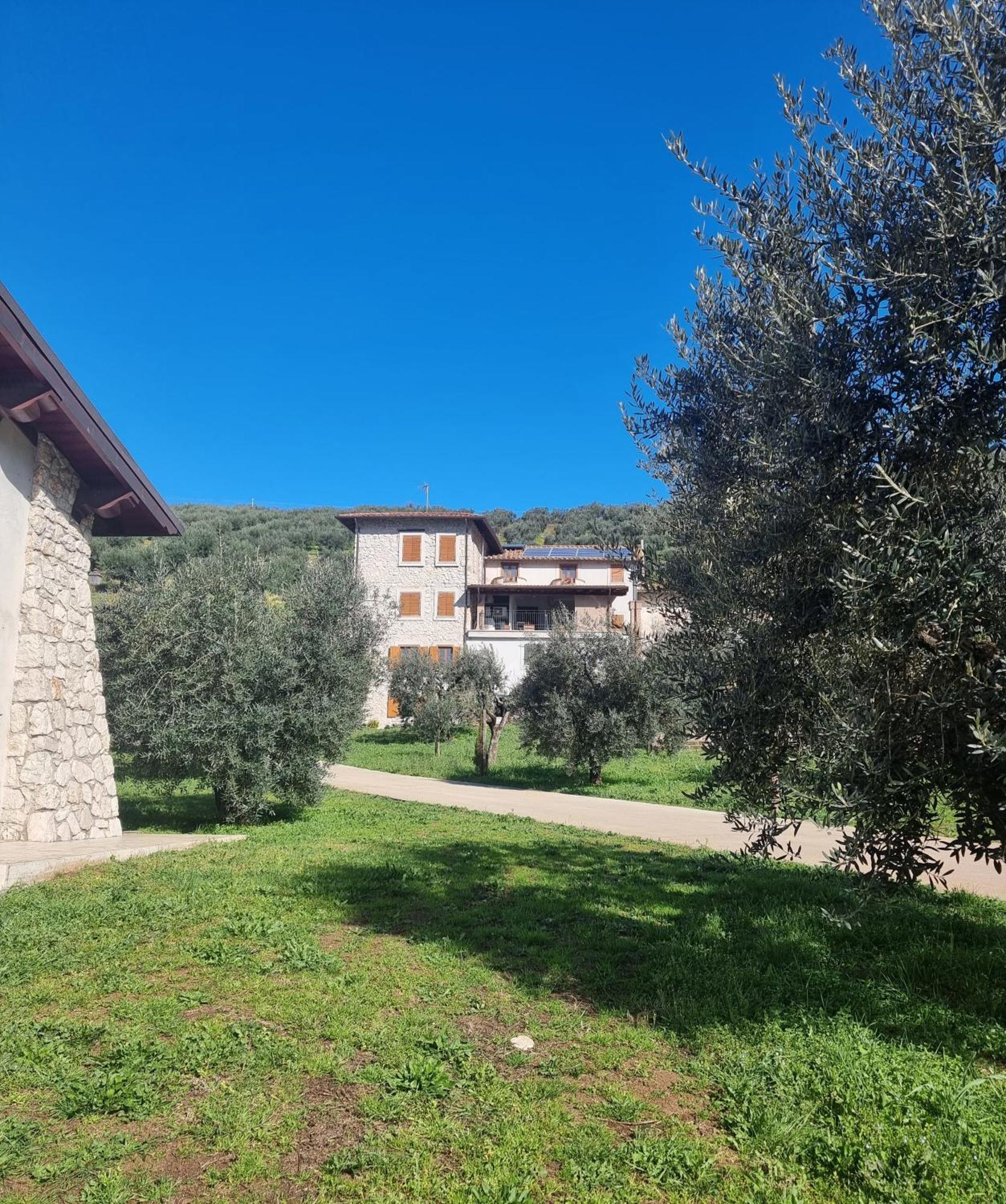 Bed and Breakfast Casale Dei Priori à Rocca Massima Extérieur photo